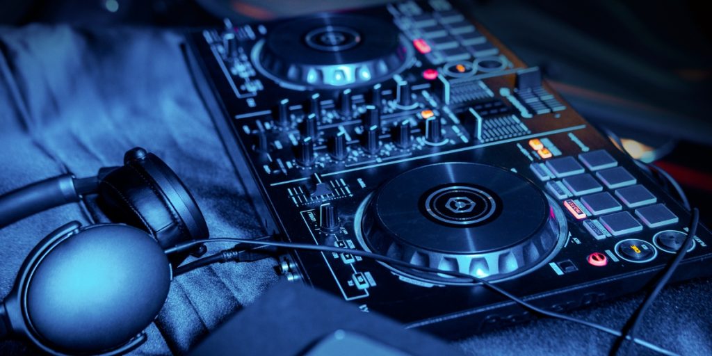 Top 5 DJ Essentials To Build Your First Setup